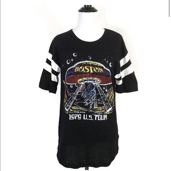 boston band t shirt